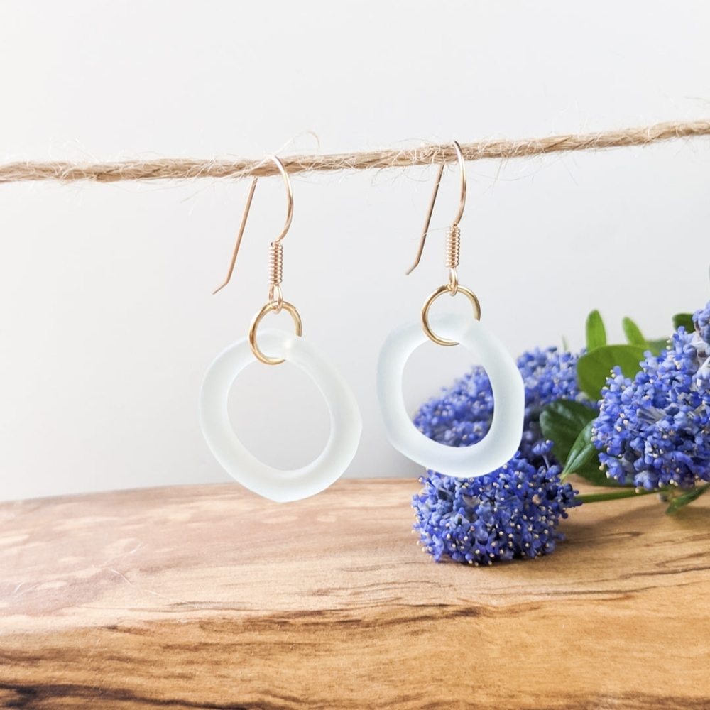 π¦LASTπ¦ NWT Smart Glass Gold-Fill Seaglass Earrings Antique Clear